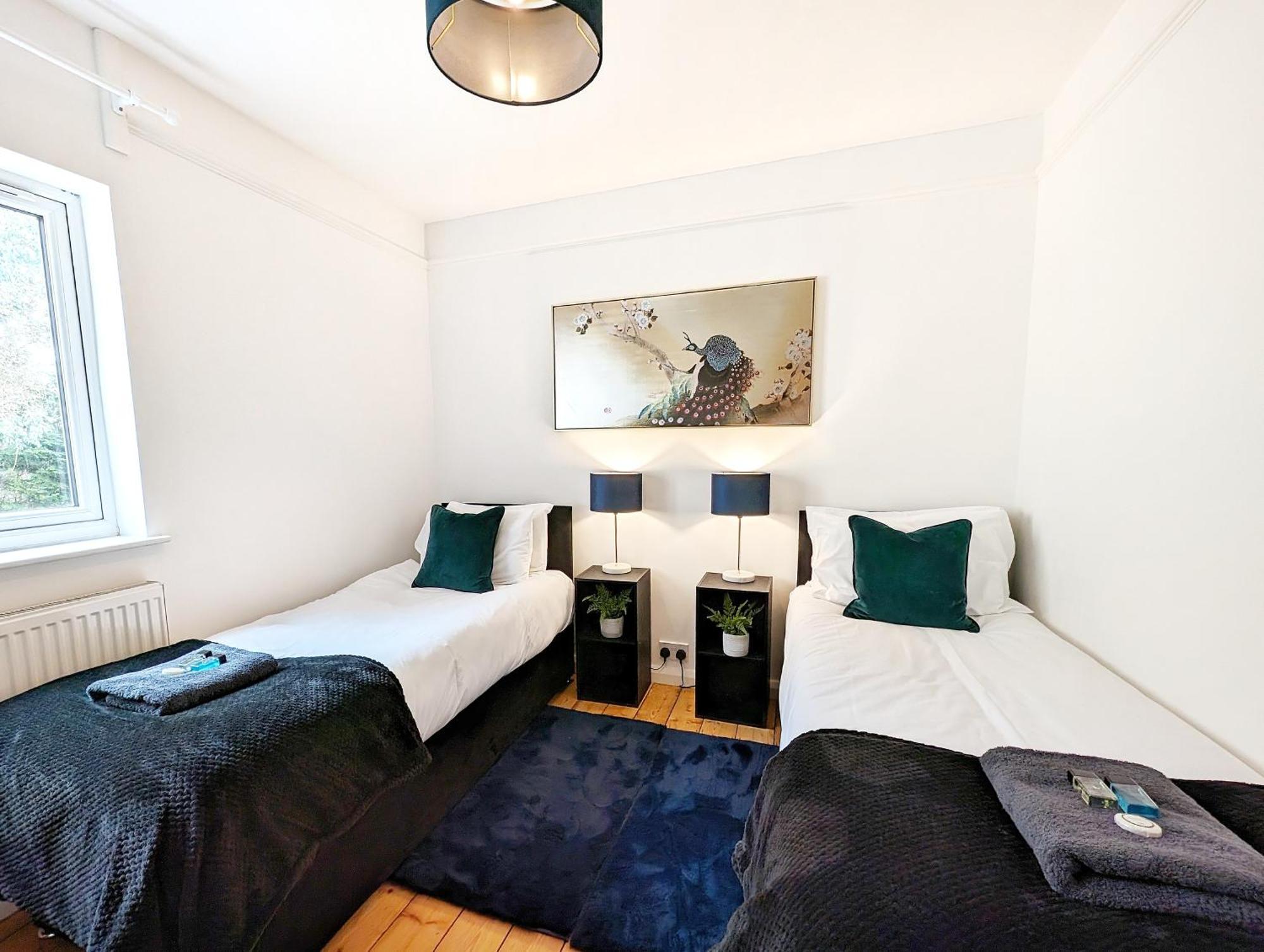Central Cambridge, Charming 3-Bed House With Free Parking! 外观 照片