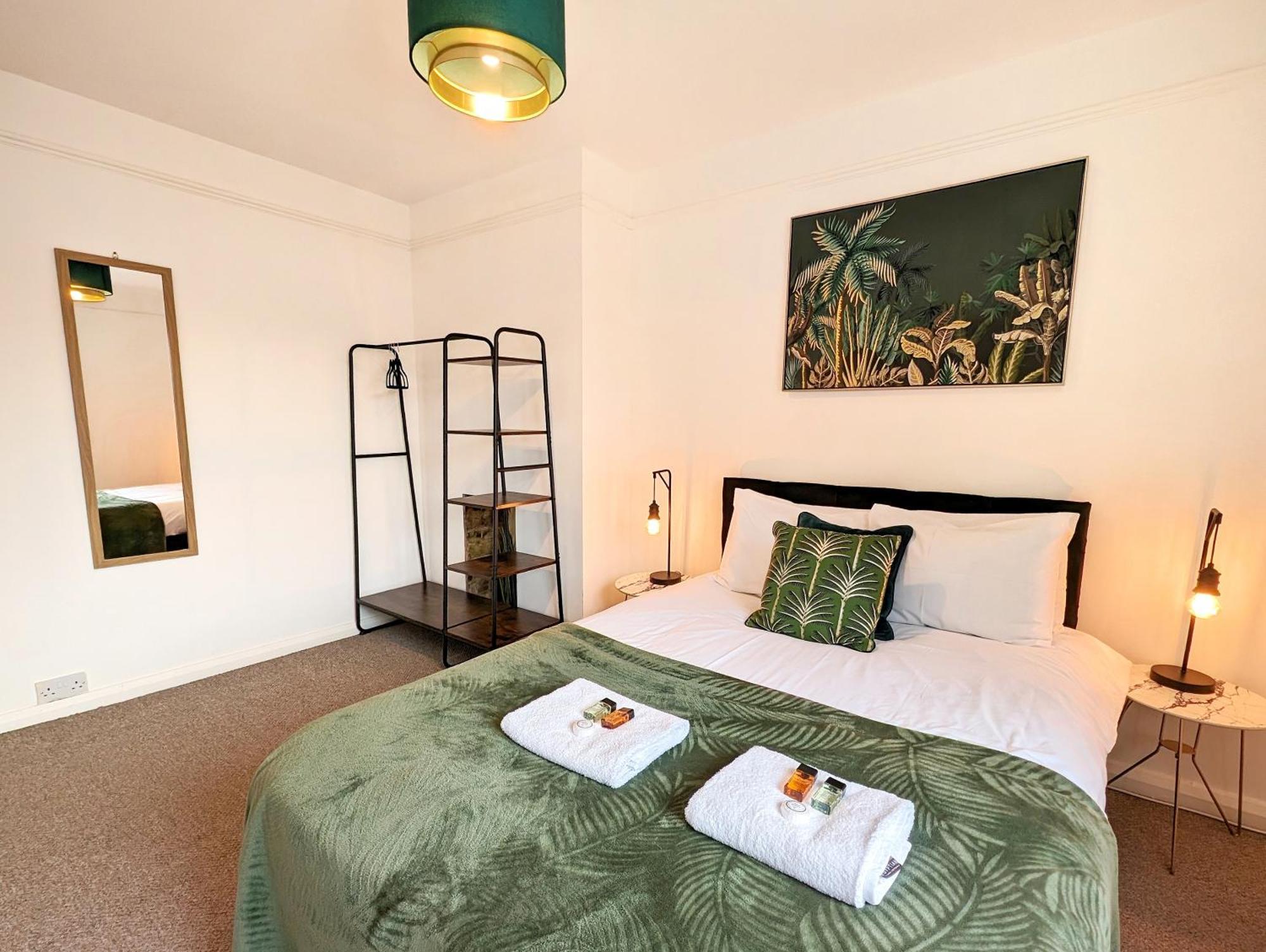 Central Cambridge, Charming 3-Bed House With Free Parking! 外观 照片