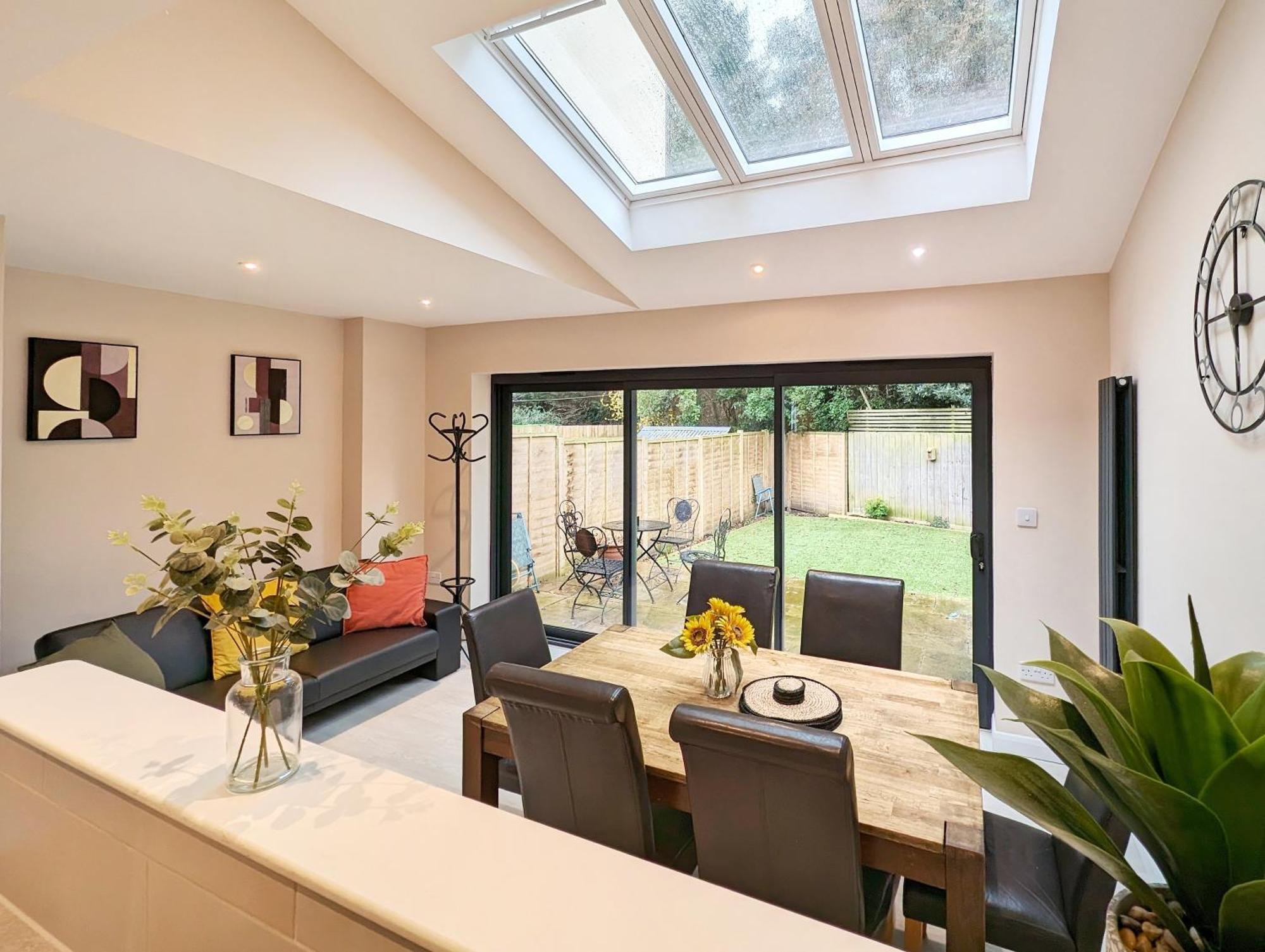 Central Cambridge, Charming 3-Bed House With Free Parking! 外观 照片